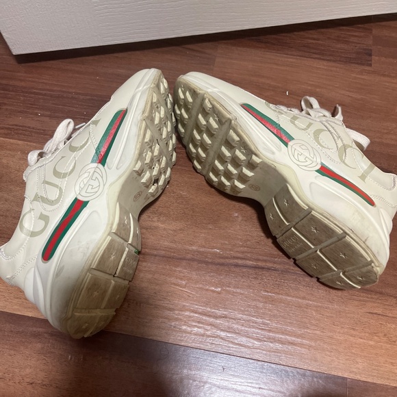 Gucci sneakers - Picture 3 of 5